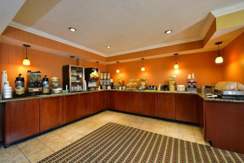 Quality Inn Colchester - Burlington Exterior foto
